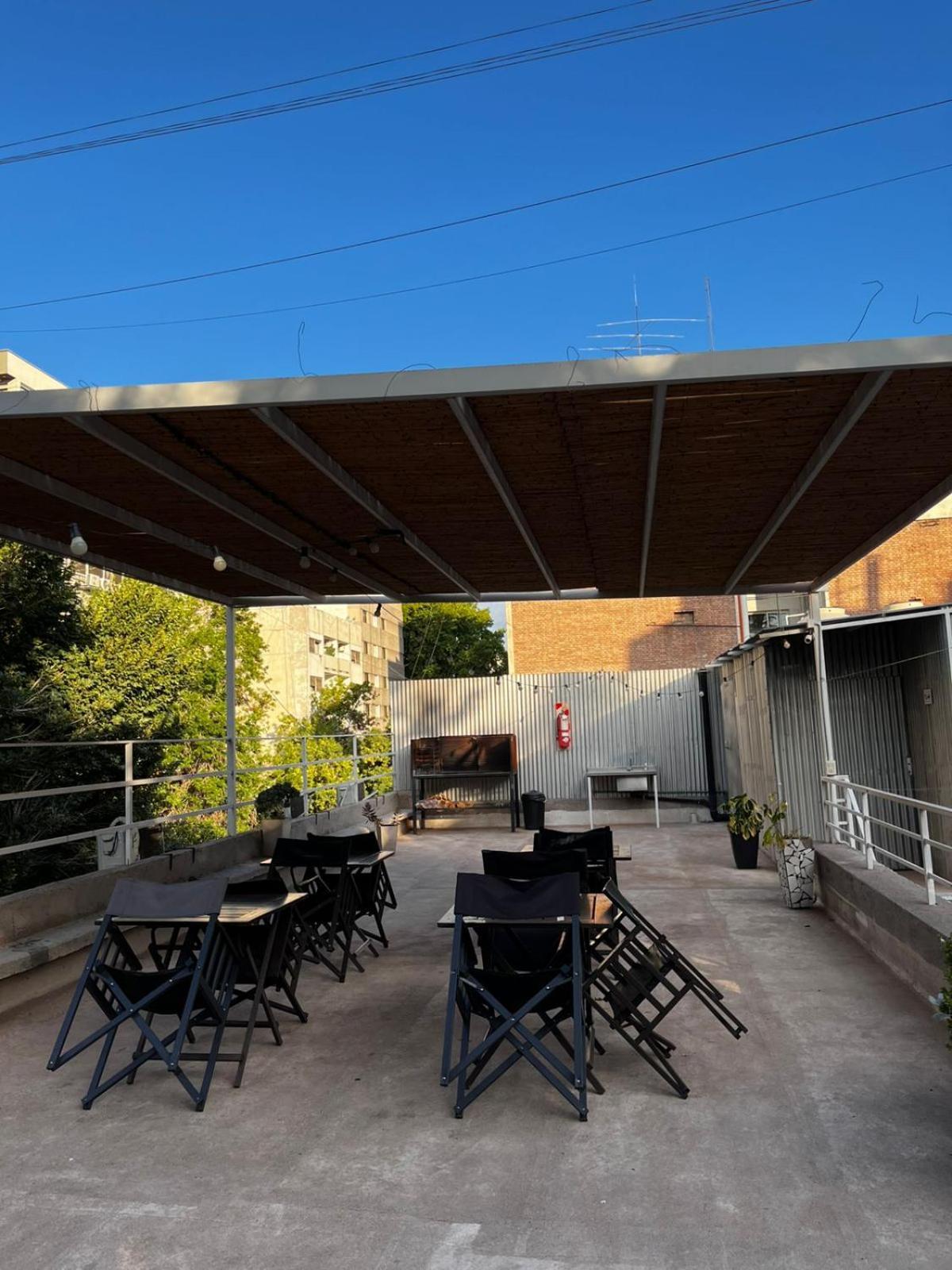 Sin Fin Hostel Mendoza Zewnętrze zdjęcie