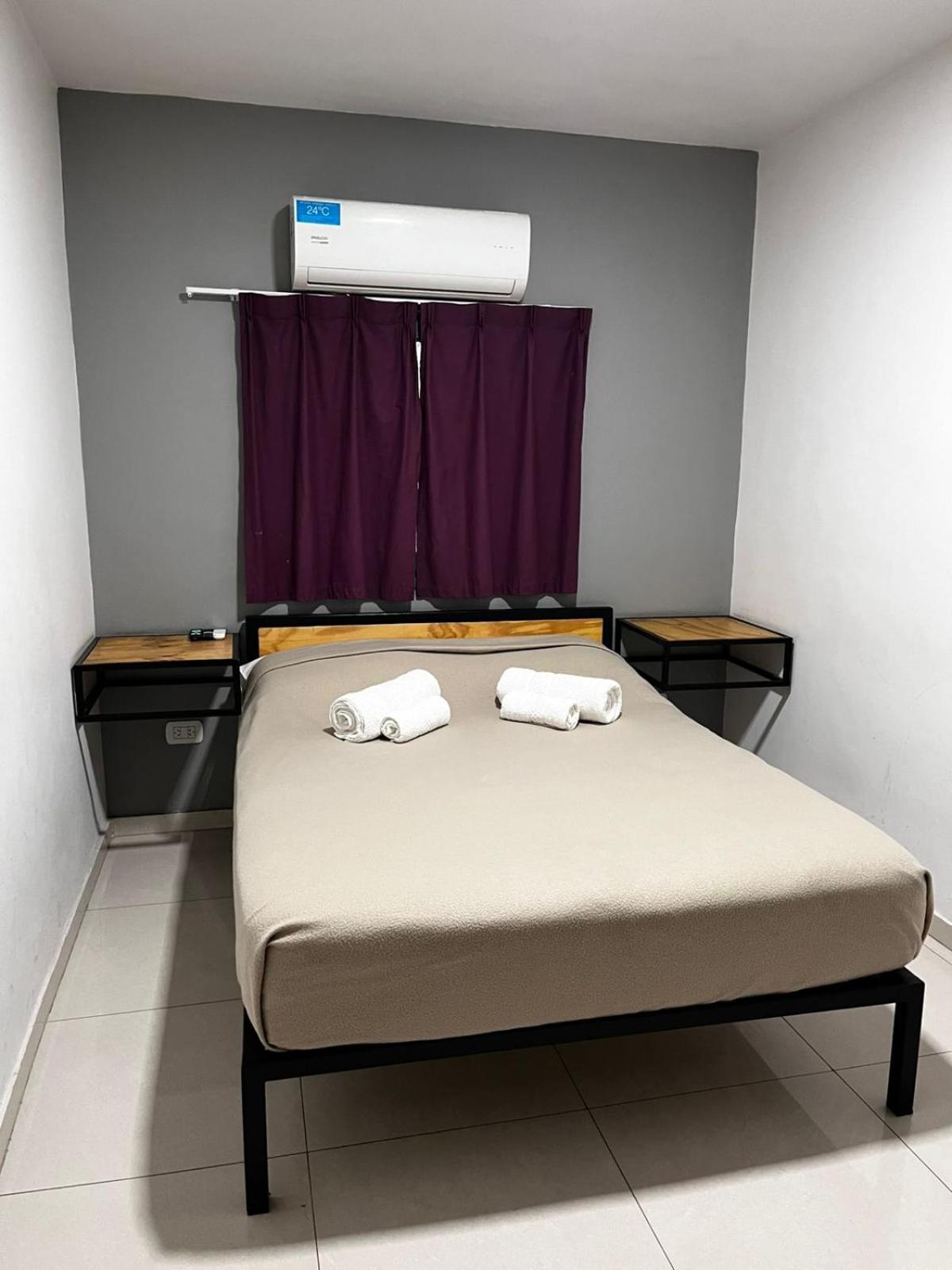 Sin Fin Hostel Mendoza Zewnętrze zdjęcie
